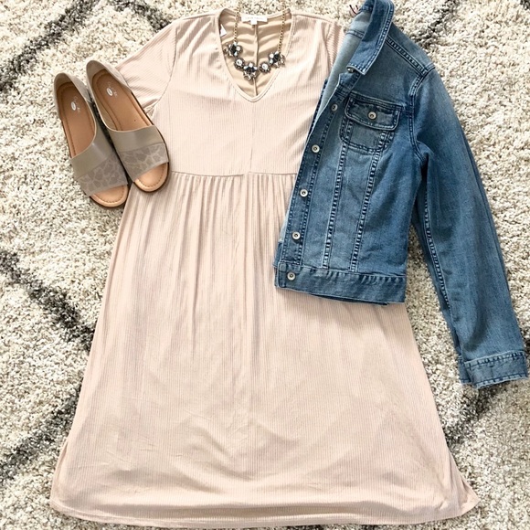 Stevie Hender Dresses & Skirts - Nursing Friendly Tan Boutique Dress